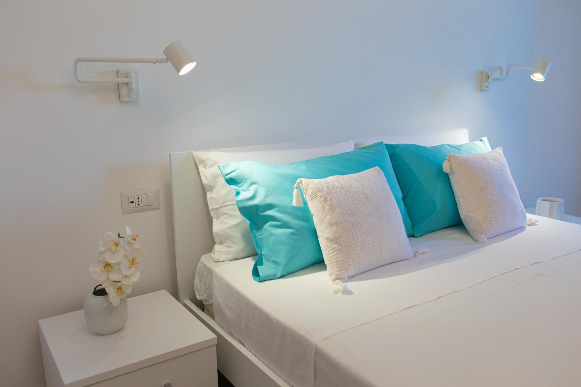 Estia Suites Villasimius Exteriör bild