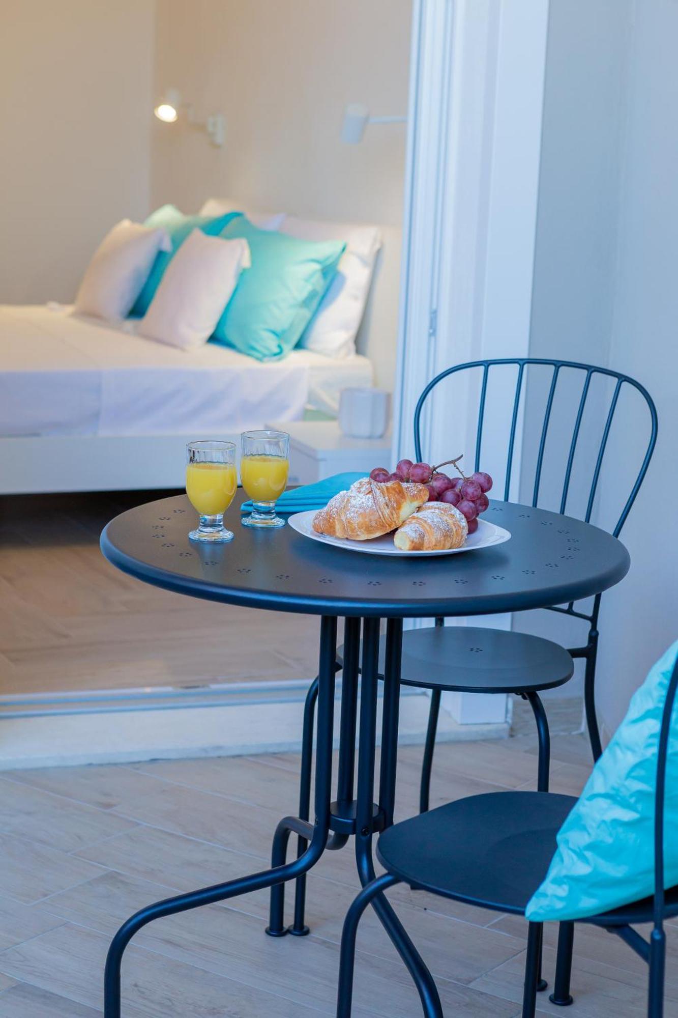 Estia Suites Villasimius Exteriör bild